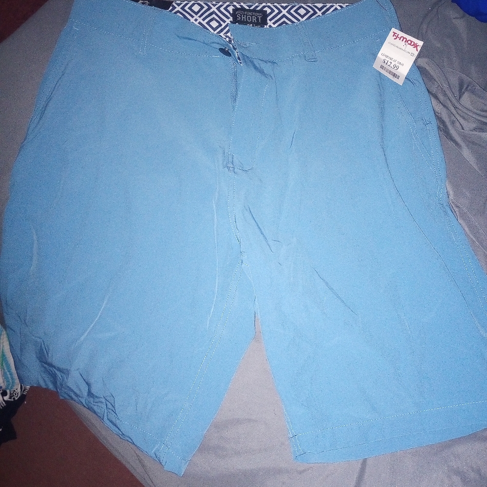 NWT Men's size 34 blue TJ Maxx shorts